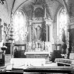 historischer Innenraum der Kirche St. Pankratius in Oberhausen-Osterfeld