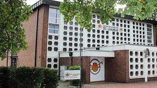 Bild der Schulkirche St. Jakobus in Oberhausen