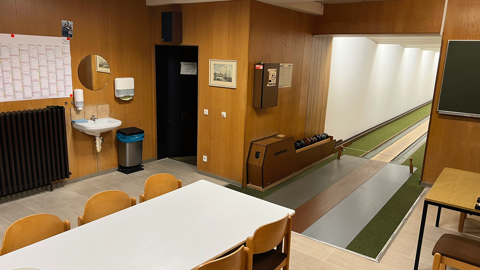 Kegelbahn im Gemeindeheim Herz Jesu Sterkrade