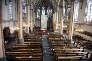 Innenraum der Kirche St. Pankratius in Oberhausen-Osterfeld