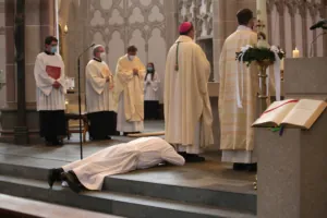 Priesterweihe im Dom zu Essen